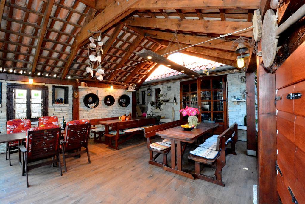 Villa Batur Petrcane Esterno foto